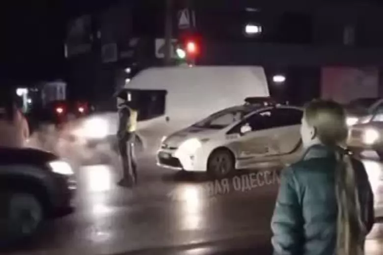 В Одессе перекрыли дорогу в знак протеста против пятидневного отключения света