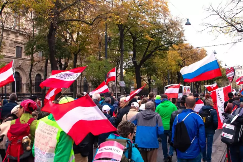 Жители Вены вышли протестовать против антироссийских санкций