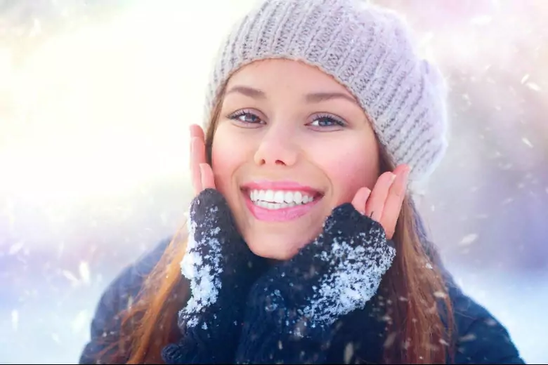 Улыбка на морозе: как сохранить зубы здоровыми в холодный период года