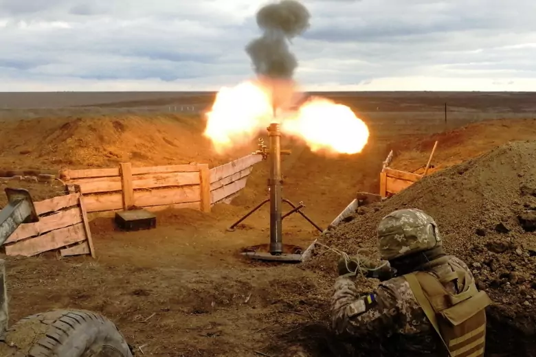 Ремонтная бригада попала под миномётный обстрел ВСУ в Курской области