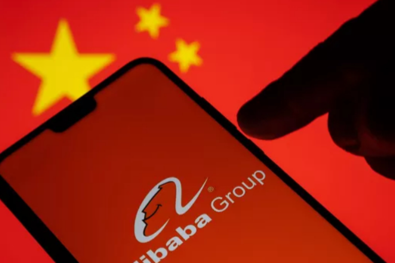 Китайский гигант электронной коммерции присоединяется к Microsoft, Google и Baidu в гонке за разработку своего чат-бота, программы, которая будет вести диалог с помощью искусственного интеллекта.