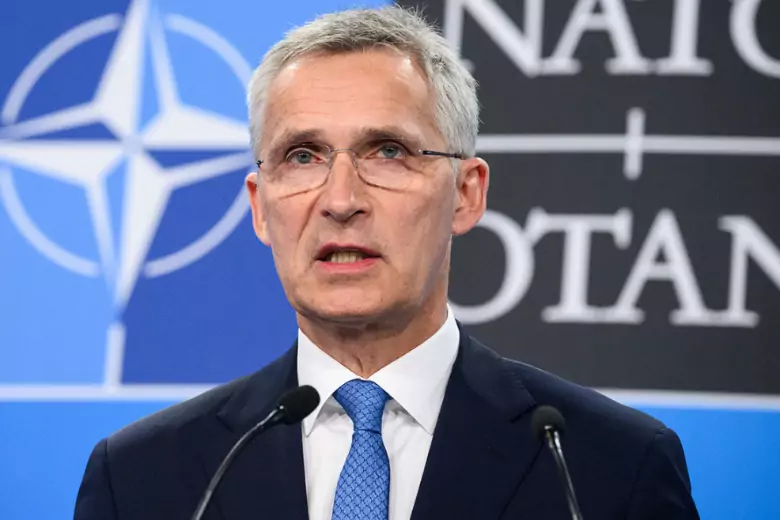 Столтенберг: НАТО видит признаки того, что Китай может отправить оружие России