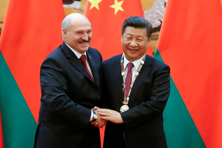 The Guardian: встречей с Лукашенко Си Цзиньпин дал четко понять, на чьей стороне Китай
