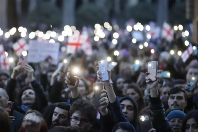 Протестующие в Грузии выдвинули два требования к властям