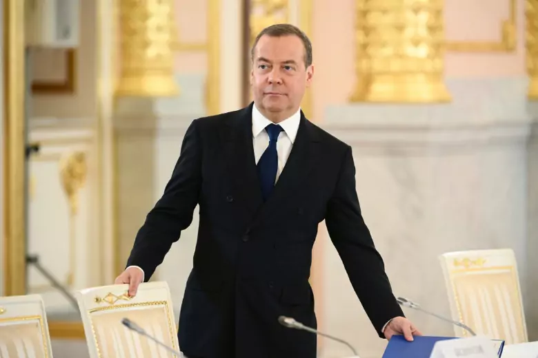 Медведев: Генштаб России готовится к новым наступательным операциям ВСУ
