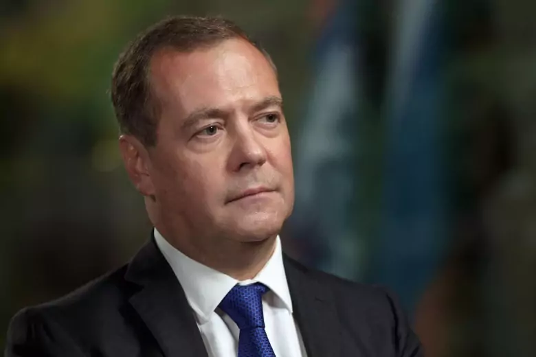 Медведев: Войска РФ готовятся отражать наступление ВСУ