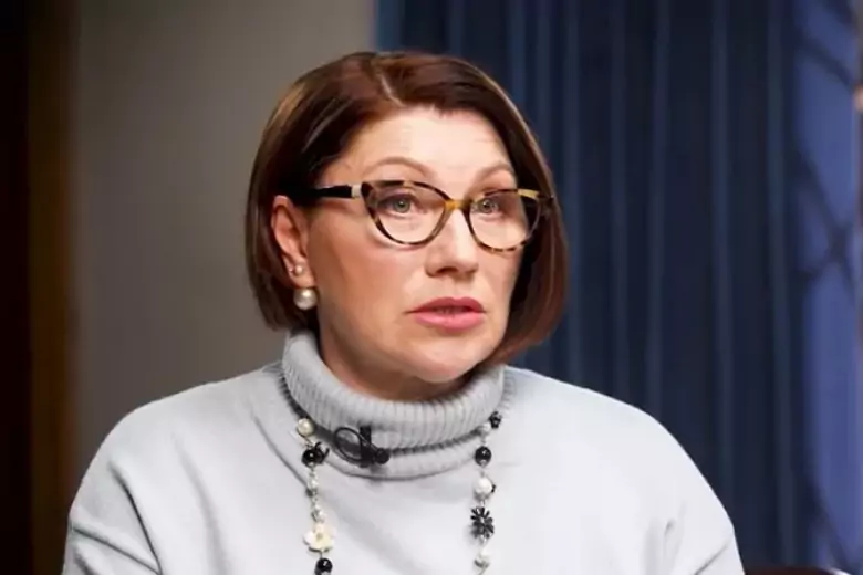 Ведущая Роза Сябитова рассказала, что долго не могла забеременеть, причиной чему был аборт.