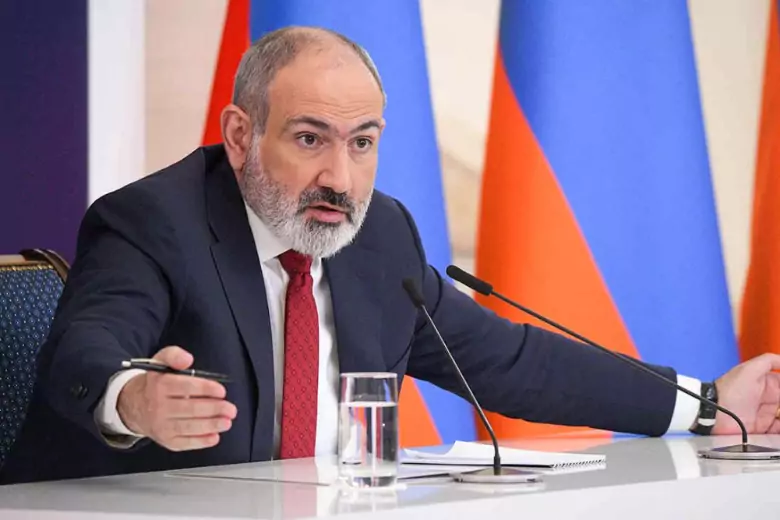 Пашинян заявил о невозможности подписания мирного договора с Баку