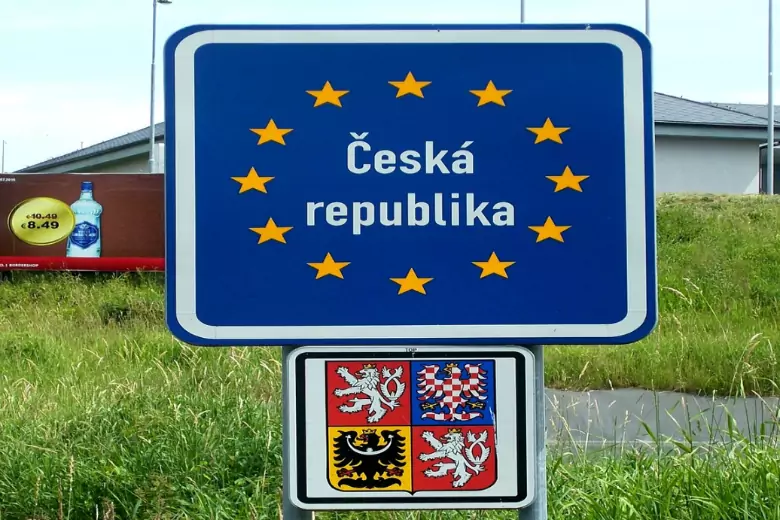 Польша и Чехия вводят пограничный контроль со Словакией