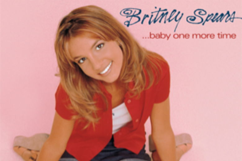 Бритни спирс бейби ван. Бритни бейби. Baby one more time Britney. Britney Spears Baby one more time album. Hit me Baby one more time.