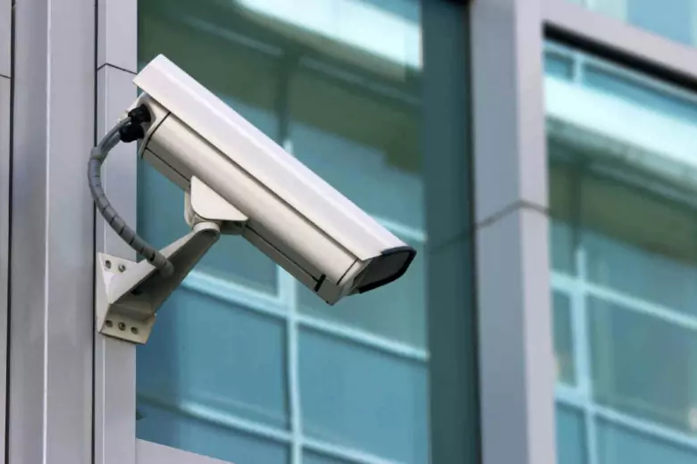 Камеры видеонаблюдения во дворах приводят к конфликтам между жильцами