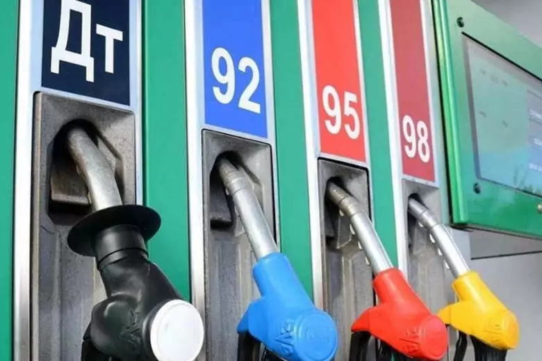 Россия планирует на полгода запретить экспорт бензина, Беларуси этот запрет не коснется