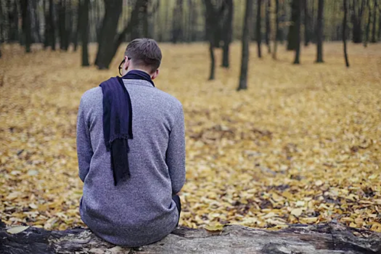 Одиночество сокращает жизнь больше, чем алкоголизм или ожирение