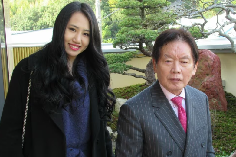 77-летнего японца убила 22-летняя жена - она была 4000-я в его любовном списке