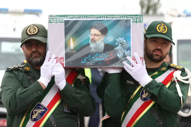 Глава администрации Раиси обнародовал новые детали крушения вертолета в Иране