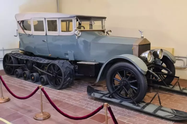 Rolls-Royce Silver Ghost на полугусеничном ходу