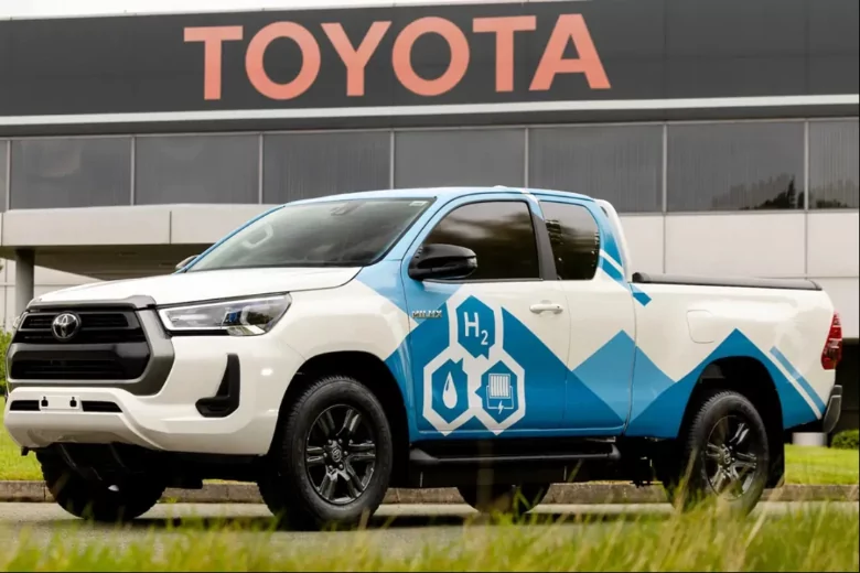 Toyota представила инновационную водородную систему зарядки автомобилей