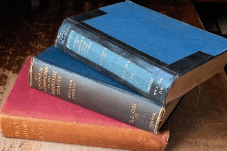 Читатель в Британии вернул в библиотеку книги 20 лет спустя
