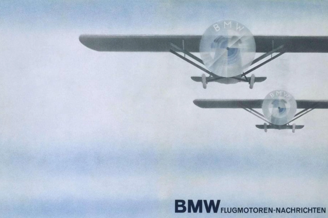Все знают, что сине-белые клетки в логотипе BMW вроде как символизируют пропеллер самолёта, однако на самом деле это не так.