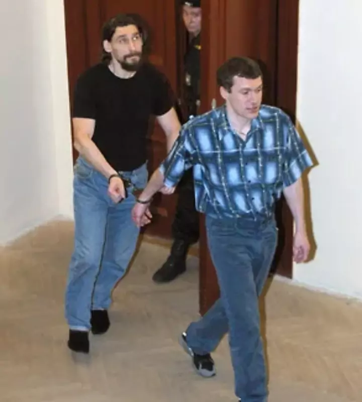 Виталий Акишин, отбывающий наказание в МЛС за убийство депутата Госдумы Галины Старовойтовой, отозвал ходатайство об условно-досрочном освобождении.