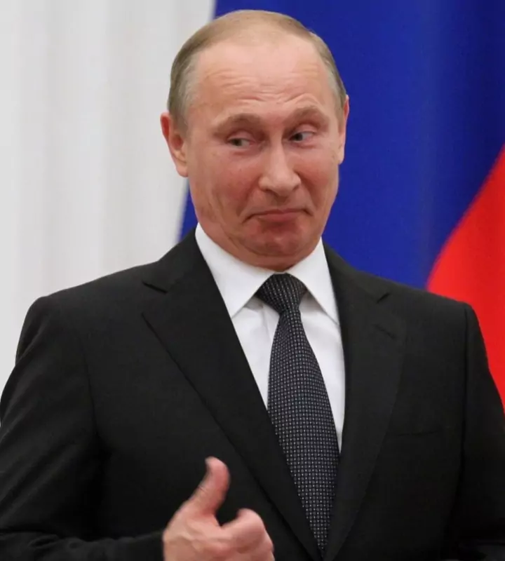 В ходе большой пресс-конференции по итогам года Владимир Путин указал на место журналистам из США, которые хотели задать вопрос президенту.
