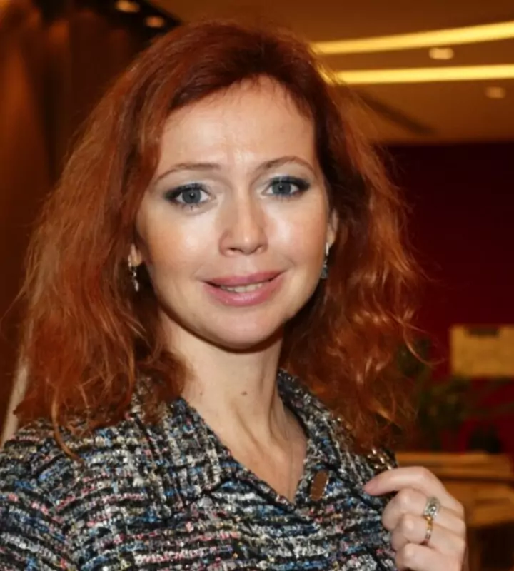 Актриса Елена Захарова о том, что ей не давал прохода псих, рассказала в интервью изданию aif.ru.