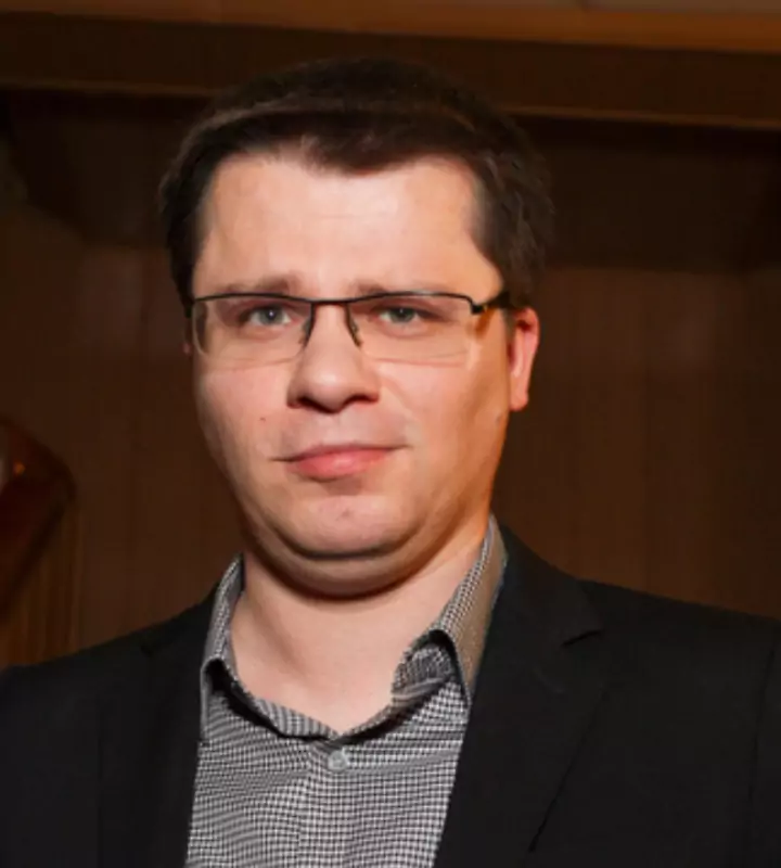 Экс-резидент шоу «Comedy Club» Гарик Харламов не стал скрывать своего ироничного отношения к происходящему.