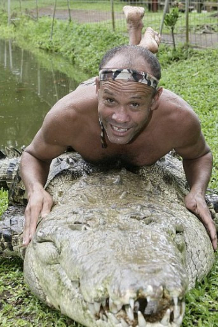 В 1991 году костариканец Гилберт Шедден обнаружил на берегу реки умиравшего крокодила, подстреленного в левый глаз. 