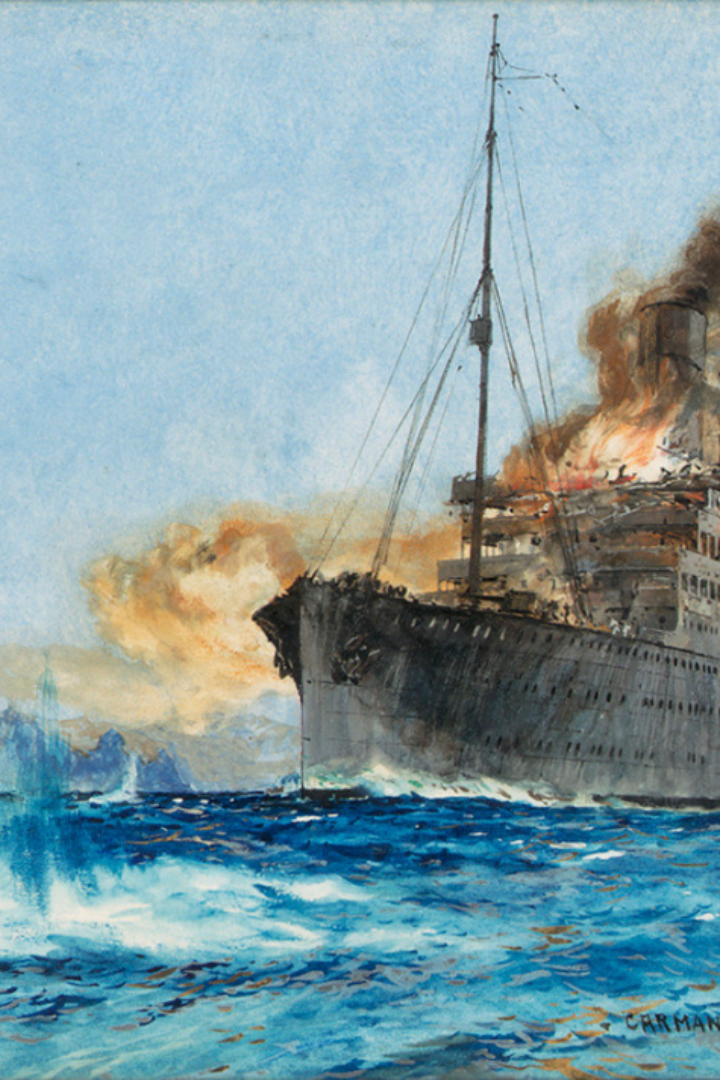 В начале Первой Мировой войны находившийся у берегов Южной Америки немецкий пассажирский лайнер «Кап Трафальгар» был вооружён и переквалифицирован во вспомогательный крейсер.