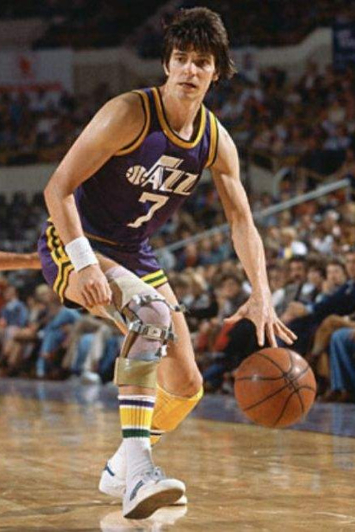 В 1974 году баскетболист Пит Маравич сказал в одном из интерьвью: «Я не хочу играть в НБА 10 сезонов, а в 40 умереть от инфаркта». 