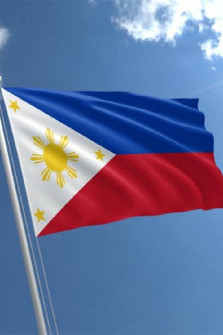 Флаг Филиппин состоит из белого треугольника, в который заключены солнце и звёзды, и двух полос — синей и красной.