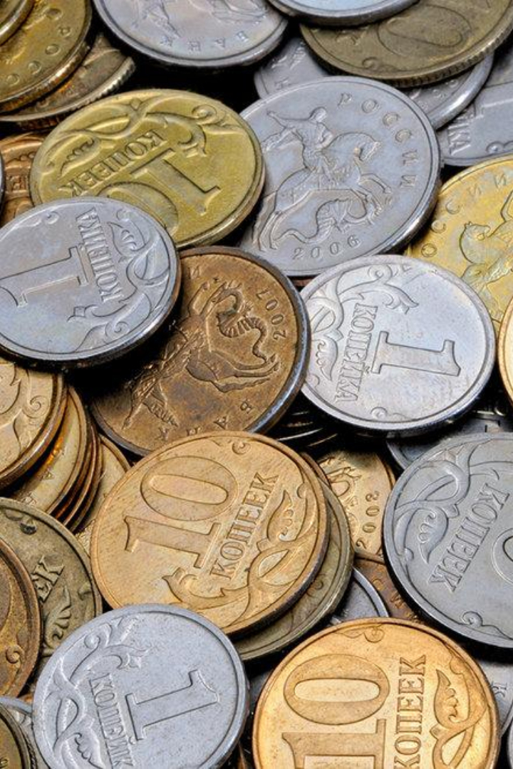 Расходы на производство российских монет до 10 копеек включительно превышают номинал этих монет.