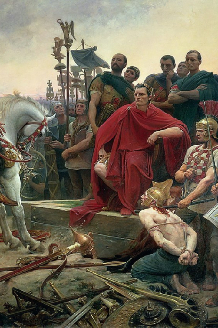 В 52 году до н. э. войска Юлия Цезаря осадили город Алезию, где укрылась армия восставших против римского господства галлов под командованием Верцингеторикса. 